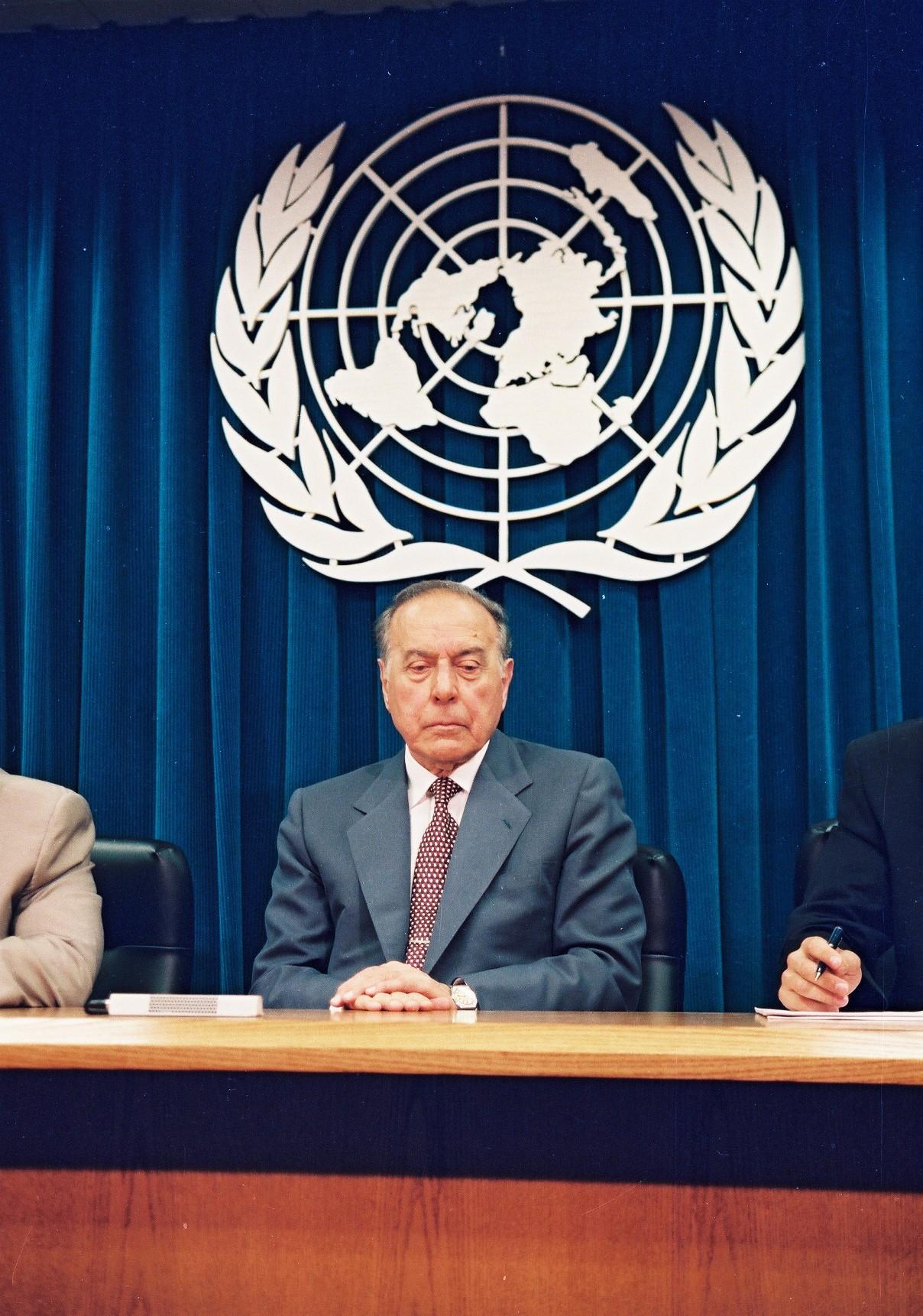 Заявление Президента Азербайджанской Республики Гейдара Алиева на пресс-конференции ‎для зарубежных журналистов, аккредитованных в ООН - Нью-Йорк, пресс-центр ООН, 28 ‎июля 1997 года