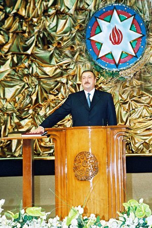 Azərbaycan Respublikasının Prezidenti İlham Heydər oğlu Əliyevin Andiçmə Mərasimində nitqi - 31 oktyabr 2003-cü il