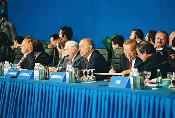 Выступление Президента ‎Азербайджанской ‎Республики Гейдара ‎Алиева на ‎Международной ‎конференции в Баку по ‎восстановлению ‎Исторического ‎Шелкового пути - 8 ‎сентября 1998 года