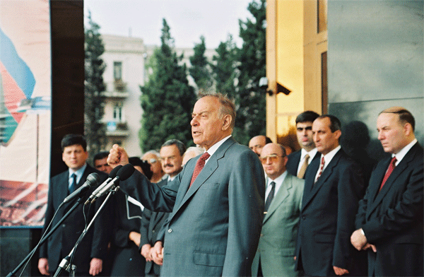 Speech of President of ‎the Azerbaijan ‎Republic, Heydar ‎Aliyev, at the ‎commencement meeting ‎of the new office ‎building of the National ‎Bank of Azerbaijan - 6 ‎October, 1998 ‎